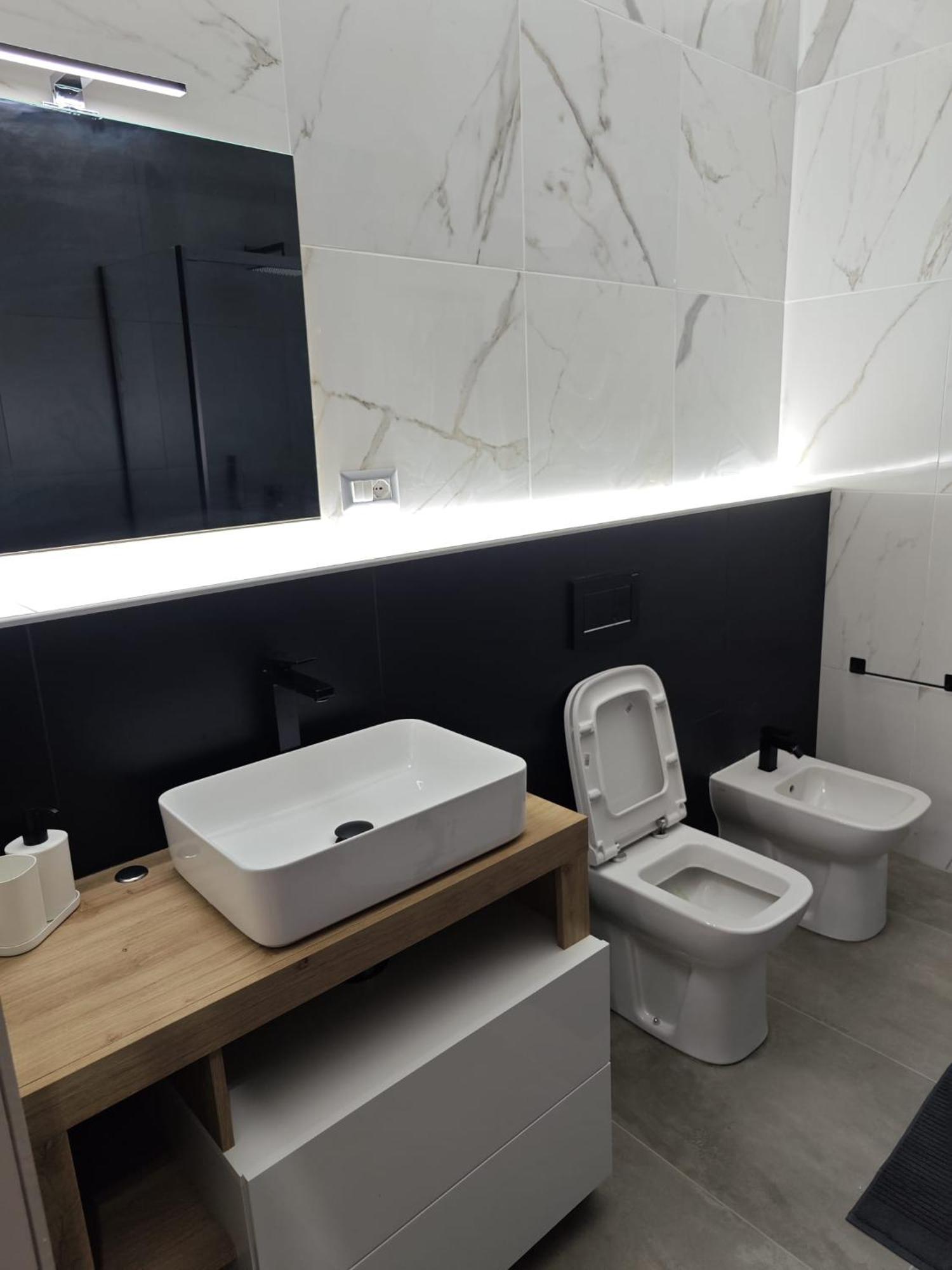Celeste Home Center CTA Exterior foto